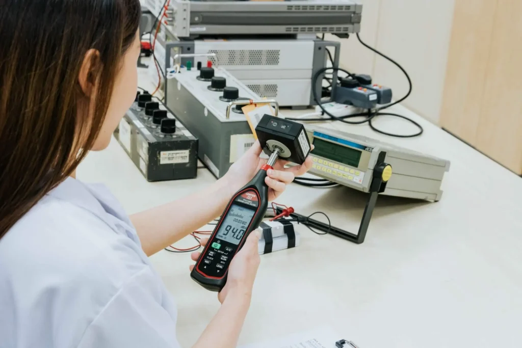 hiệu chuẩn máy đo độ ồn là gì